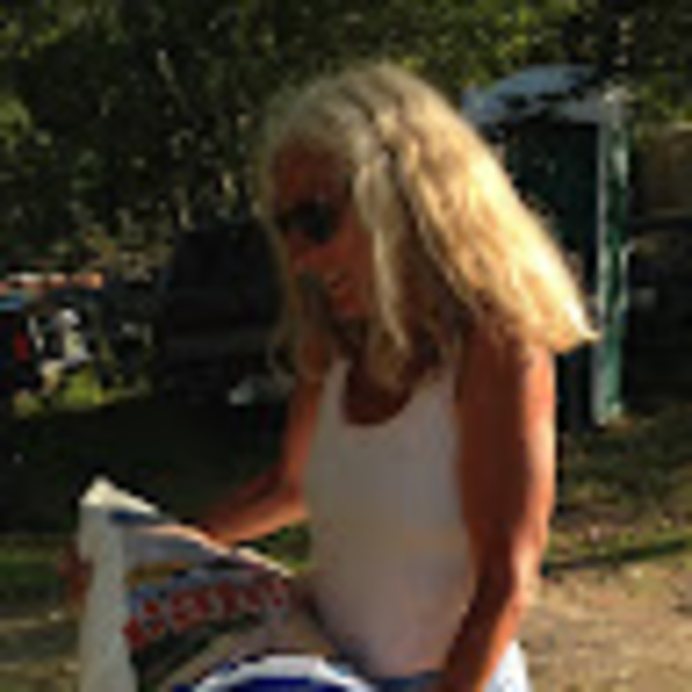 Meet your Posher, Lauren